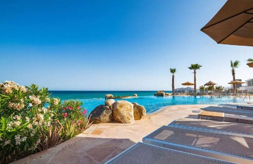 Palmilla Resort | Longest Lazy River in Cabo - Bring the kids! 5 Star 2 bedroom on the Beach!