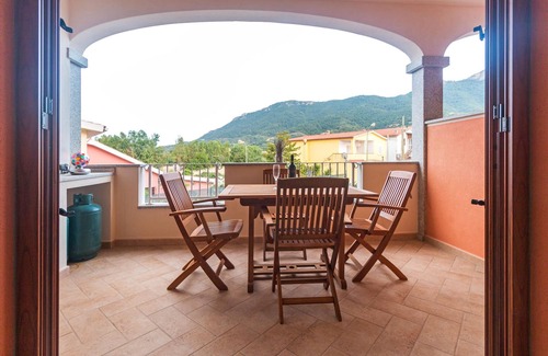 Torpe Wohnung | Look forward to a beautiful view of the countryside in this vacation home!