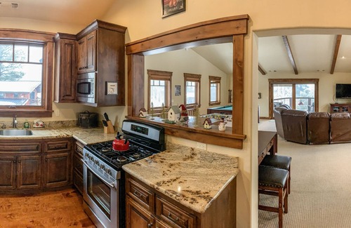 Truckee Haus | Lookout Lodge at Old Greenwood - Lake Tahoe-Northstar-Golf & Pool beheizt Whirlpool