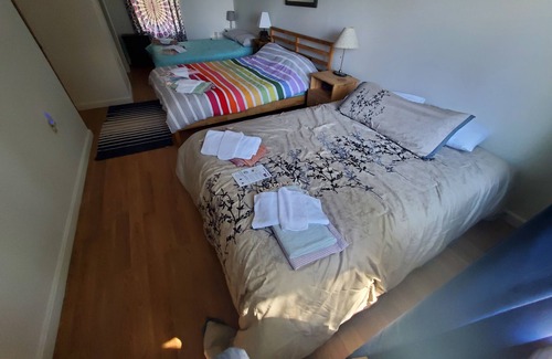 Old Town Kabine | Looney Lodge Rustic and unplugged.