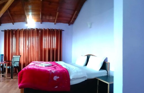 Mukteshwar Haus | Lord Krishna Himalayan Hotel & Restaurant