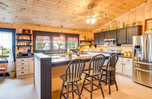 Saint Francis Haus | Loretto Cottage on Bourbon Trail with Fire Pit
