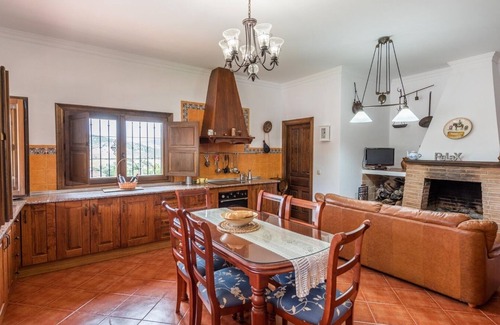 Almogia Villa | Los Caracoles de Almogía by Ruralidays