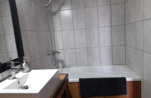 Cais do Galego Haus | Lost in Thyme