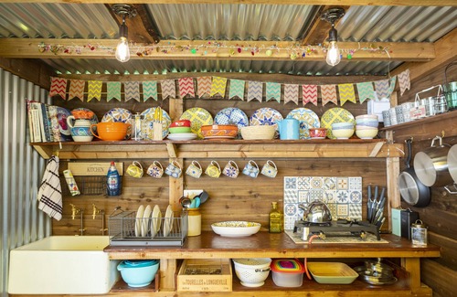 Bromsash Kabine | Lotus Belle Tents sleeping up to 7 Guests