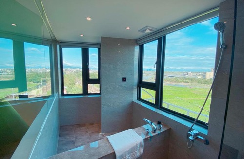 Jiaoxi Hotel | Love Tong