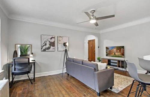 Evanston Wohnung | Lovely 1BR Apt in Evanston - Elmwood 105