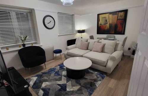 Chafford Hundred Wohnung | Lovely 2-Bed Apartment in Grays