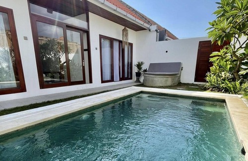 Tanjungbenoa Villa | Lovely 2 Bedroom Villa 1 Minute From Munggu Beach
