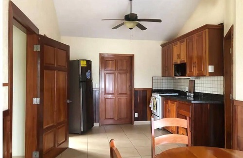 Placencia Wohnung | Lovely 2b 1bath unit; beach view