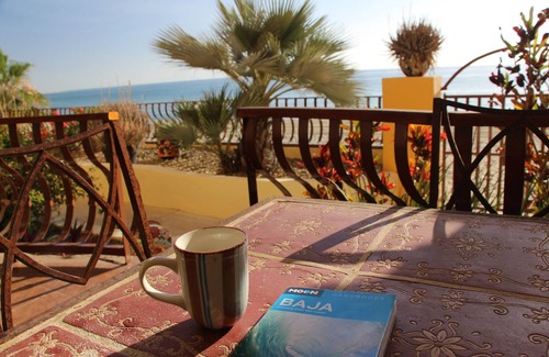 Buenavista Eigentumswohnung | Lovely Beach-Front East Cape Condo