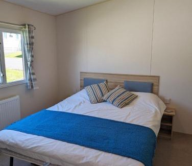 Swanage Resort | LOVELY BRIGHT MODERN CARAVAN SWANAGE on PEACEFUL AND TRANQUIL HOLIDAY PARK