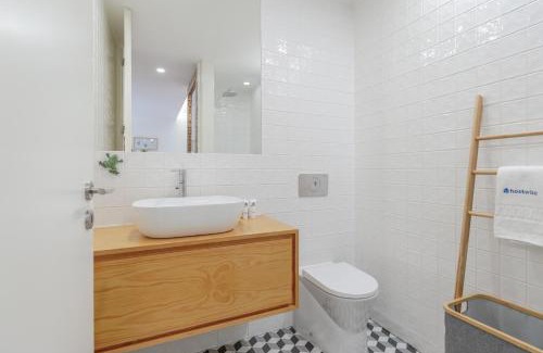 Centro / Baixa Wohnung | Lovely & Centre Flat with Terrace by HostWise