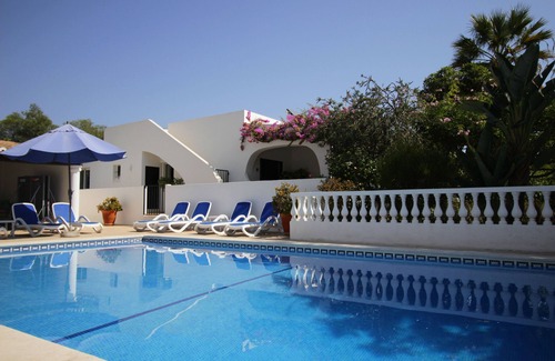 Carvoeiro Villa | Schöne Villa mit vier Schlafzimmern mit großem privatem Pool - Free Wifi und Aircon