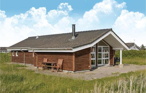 Lokken Haus | Lovely Home In Løkken With Kitchen