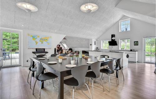 Øhuse Haus | Lovely Home In Ulfborg With Sauna