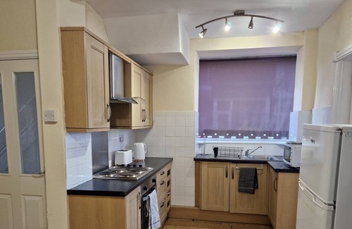 Higher Walton Haus | Lovely, Large 3 - Bedroom House in Preston