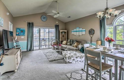 Central Myrtle Beach Wohnung | Lovely Myrtle Beach Condo 4 Mi to Boardwalk!