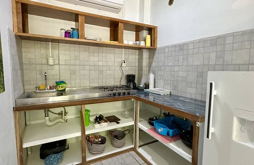 Puerto Jimenez Wohnung | Lovely one bedroom, turn key beachfront apartment with 2 queens.