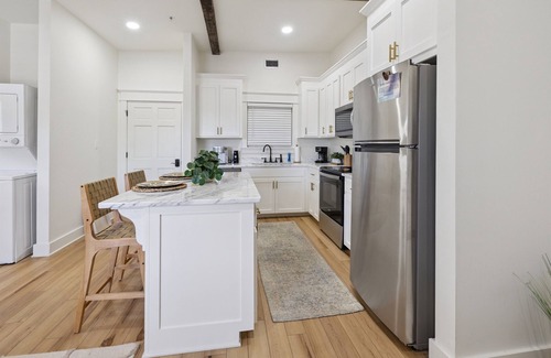 Laurel Wohnung | Loving Loft Suite, Laurel, Coffee Bar, Walkable