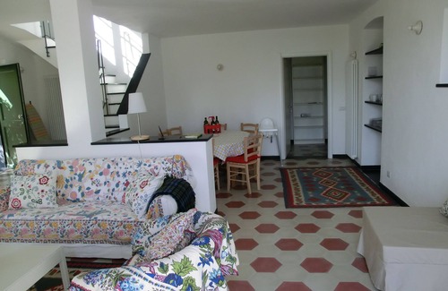Chiavari Villa | Liebevoll restauriertes Landhaus in Olivenhain mit Weinberg 10 Minuten vom Meer entfernt