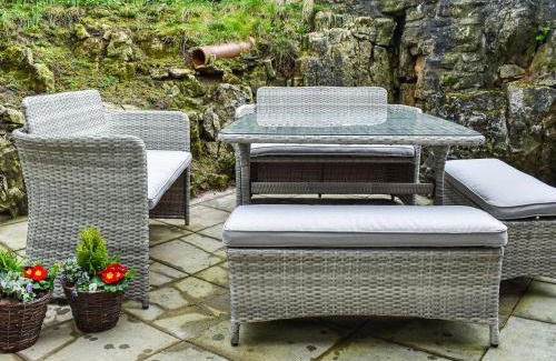 Blackwell in the Peak Haus | Low View