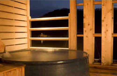 Shodoshima Haus | Lower floors 3rd and 4th floor Corner twin room / Shozu-gun Kagawa