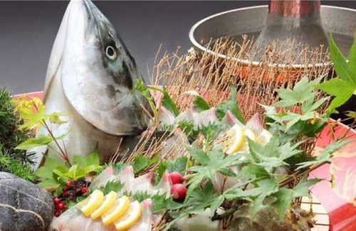 Shodoshima Haus | Lower floors 3rd and 4th floor Corner twin room / Shozu-gun Kagawa