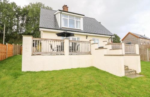 Llanddewi Ystradenny Haus | Lower Pentre
