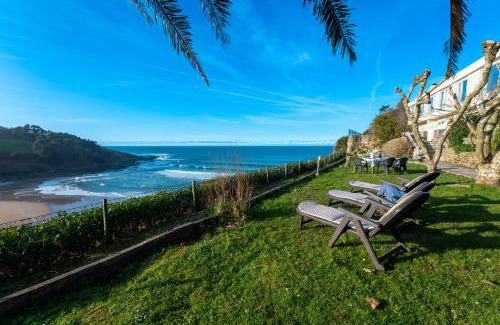Alfoz de Lloredo Haus | Luaña Beach House