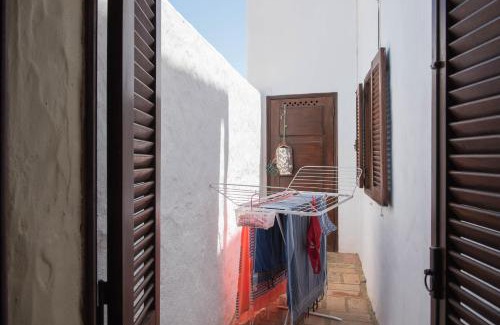 Tavira Haus | Luazinha - Lovingly renovated Fisherman's cottage