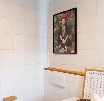 West Wohnung | LuBu Stay Central, Cozy, with Workspace and Parking