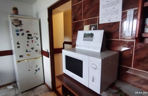 Nova Lesna Bed & Breakfast | Lucky Cat