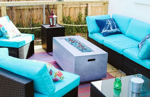 New Smyrna Beach Haus | "LUCY'S DREAM" ENTZÜCKENDE RENOVIERTE BUNGALOW-MINUTEN ZUR CANAL STREET Monatspreis!