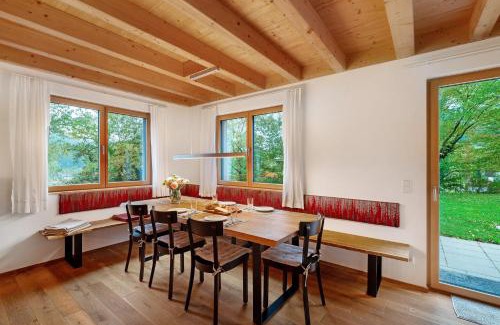 Huzenbach Haus | Lug ins Tal - 2 Häuser