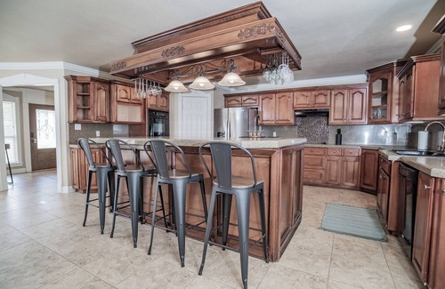 Luling Sonstige | Luling Ranch-Pool-Pool Table-FoosBall-Sleeps 25!