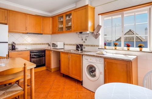 Vila Nova De Cacela Wohnung | Luminous 3BDR Apartment W/Balcony by LovelyStay