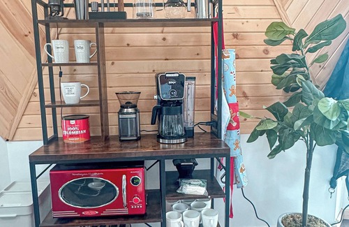 Front Royal Haus | ⭐️Lunar Lookout ⭐️ Geodesic Dome on 8 acres with HOT TUB!