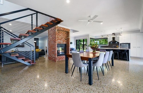 Whitfield Haus | Lusso - Boutique Accommodation