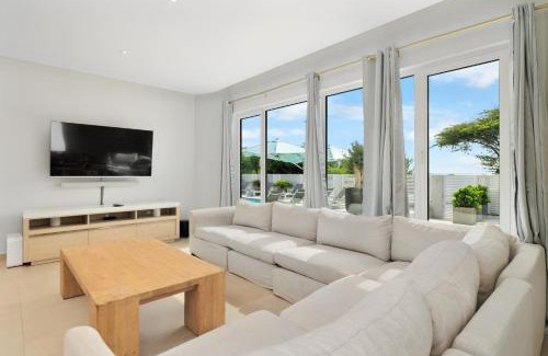 Oranjestad Villa | LUX 10BR 10BA Pool Beach Front Villa Playa by Bocobay