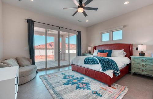 Kanab Haus | Lux Kanab Home with Pool Hot Tub Pickleball Courts