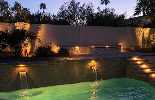 Buenavante Haus | Luxe Desert Home with Heated Pool 3 Mi to Kierland!