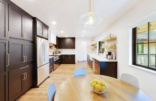 Grass Valley Haus | Luxe Private Lakefront Getaway with Hot Tub!