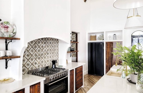 Saint-Rosaire Villa | Luxueuse Villa Privée Avec vue Panoramique et Piscine Infinie