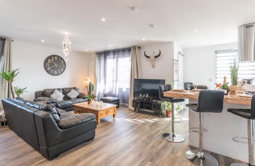 Viriat Wohnung | - LUXUEUX CASA SELVA - Parking Gratuit - Spacieux - balcon - Wifi