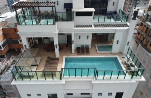 Morretes Wohnung | Luxuoso Apartamento com Rooftop Vista Mar, Piscina Aquecida e Ofurô