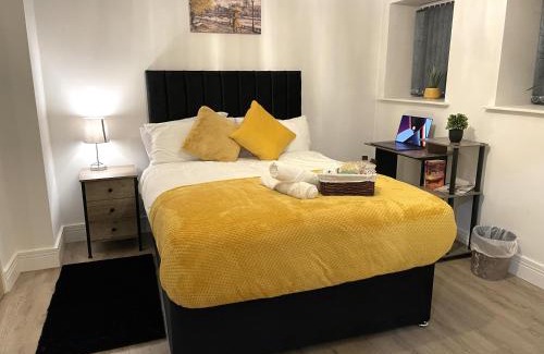 Burnley Wohnung | Luxurious 2 Bed Apartment In Heart Of Burnley With Private Parking