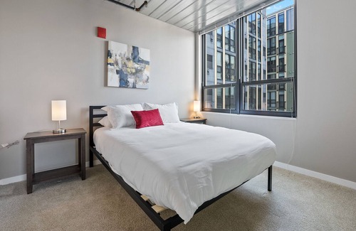 Old West Side Eigentumswohnung | Luxurious 2 Bedroom Condo in Heart of Ann Arbor 331