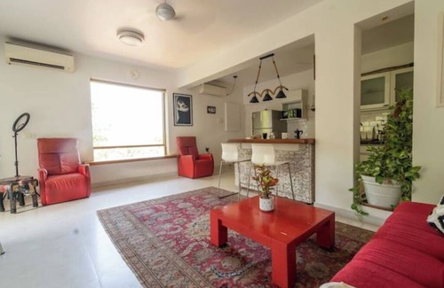 Candolim Wohnung | Luxurious 2BHK Apt. in Candolim by Rampals