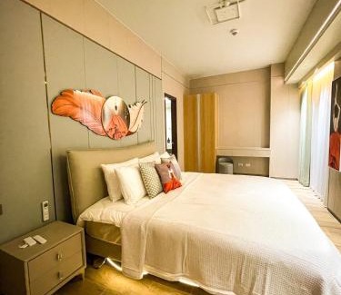 Tambo Wohnung | Luxurious 3BR in Manila Bay across Okada II 12pax
